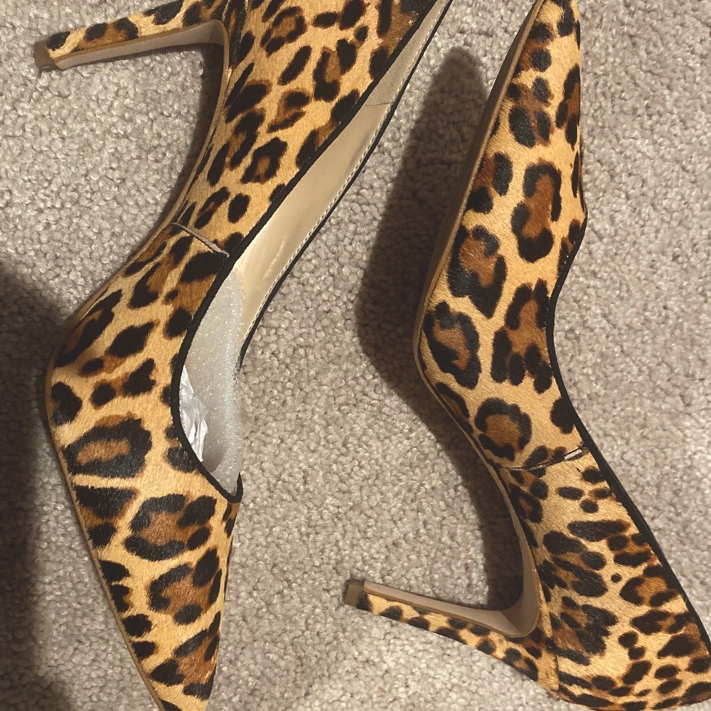 Jessica Simpson Leopard print heels